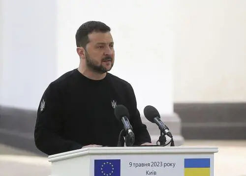 Alla ricerca della pace. Ma che non sia finta