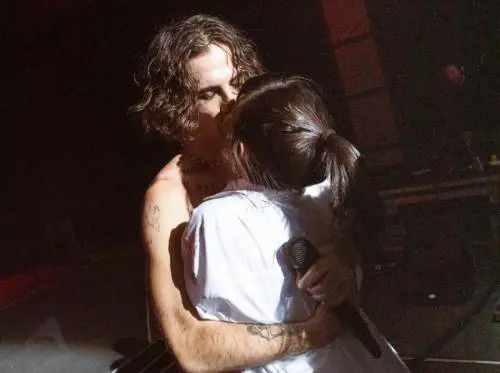 "Ma quello non sono io...". La foto della Soleri e il "giallo" su Damiano