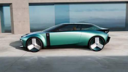 Lancia Pu+Ra HPE: l’anima e il corpo dei modelli di domani