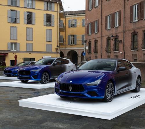 Maserati dice addio al celebre V8: guarda le foto