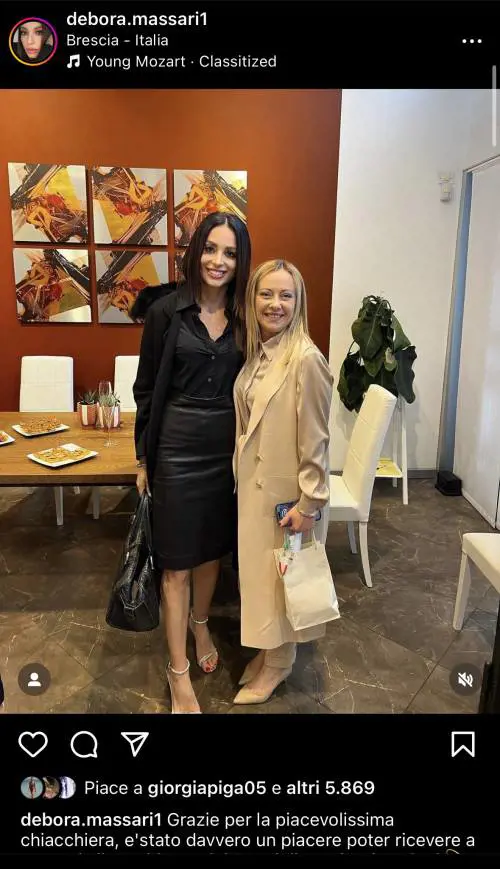 Haters all'attacco di Debora Massari con Giorgia Meloni