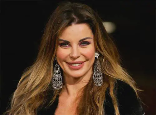 Alba Parietti investita sulla pista da sci finisce in ospedale. Mistero sul post con la foto in carrozzina rimosso