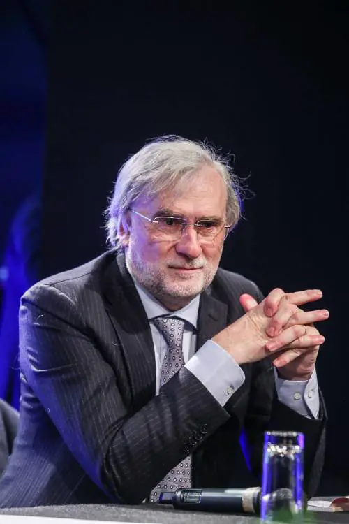 "Vogliamo rifare il centro cattolico. I moderati dem lascino subito Elly"