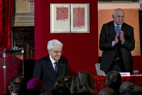 Mattarella sveglia i giudici. "Processi agili e moderni"