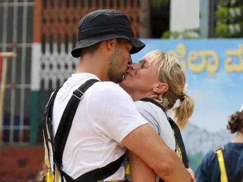 Federica Pellegrini, sesso a Pechino Express? Il marito: "A Verona come in Cambogia..."