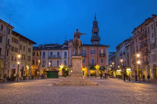 Spazio, tempo, silenzio: ecco il nostro "campanile"