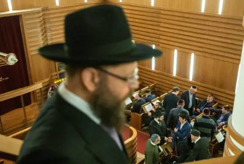 Risse e agguati contro gli ebrei: l'incubo islamista cala su Berlino