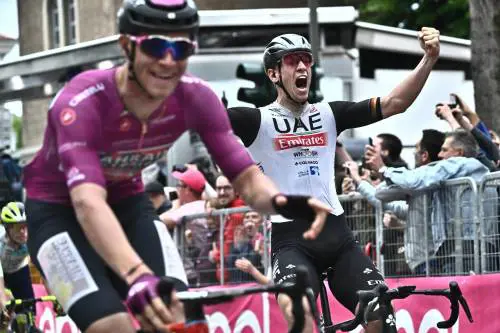 Covid e cadute: la resilienza del Giro
