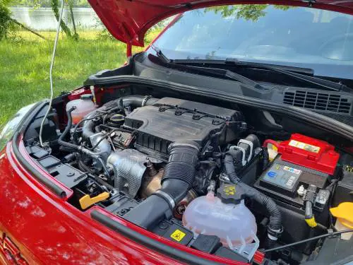 Fiat 500X Red Hybrid, guarda la gallery