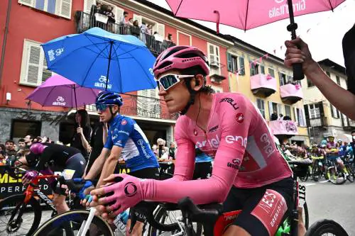 Giro, da Borgofranco d’Ivrea a Crans-Montana; tracciato, favoriti e dove vederla in tv