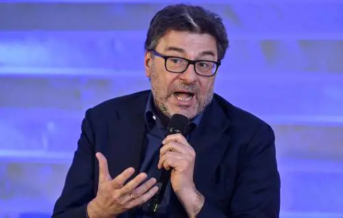 Tim, il governo apre a Vivendi. I nodi su prezzo e dipendenti