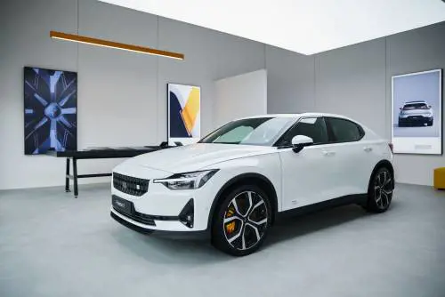 Due test drive hub in Italia e il Roadshow in quattro città: le mosse di Polestar