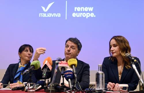 "La segreteria romana di Azione va con Renzi". Ma Calenda smentisce