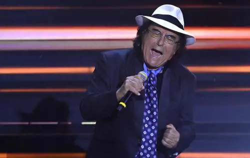 "Autotune e computer sono la fine della musica. Io vivo della mia voce"