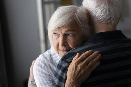 Depressione e Alzheimer: le differenze e i sintomi da non trascurare
