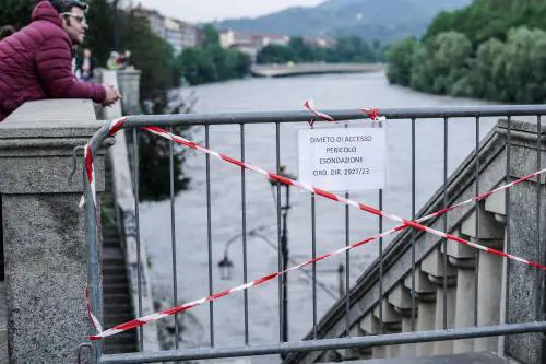 Il Po è sorvegliato speciale. Paura (anche) in Piemonte