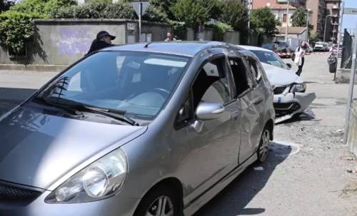 Incidente a Vigevano, sbalzata fuori dall'auto: muore una bimba di 5 anni