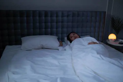 Insonnia, il 30% degli italiani dorme meno di 6 ore a notte. I dati preoccupanti