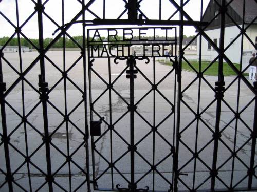 Cittadini morti nei lager nazisti, il Comune chiede i danni alla Germania