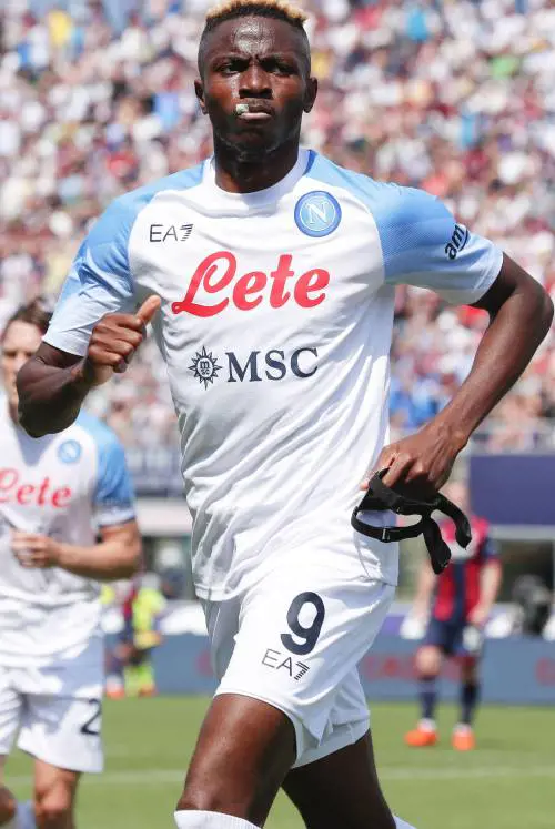 Parte la giostra del gol con i 115 milioni di Kane ma ADL ferma Osimhen