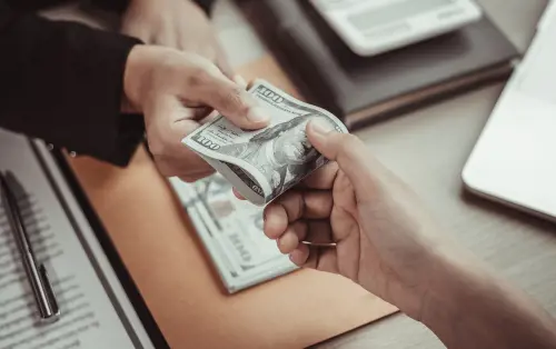 Prestiti senza busta paga, cosa sono e chi li offre