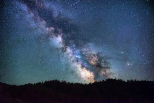Via Lattea "invisibile" entro 20 anni: l’allarme degli astronomi