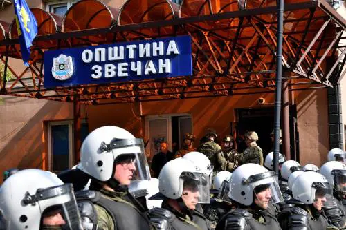 Scontri nel nord del Kosovo, feriti 41 soldati della Nato