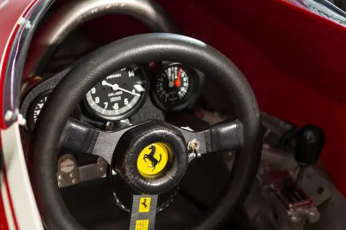 Il volante della Ferrari 312T del 1975