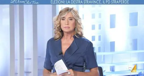 "Da terza elementare...". Myrta Merlino affossa Schlein