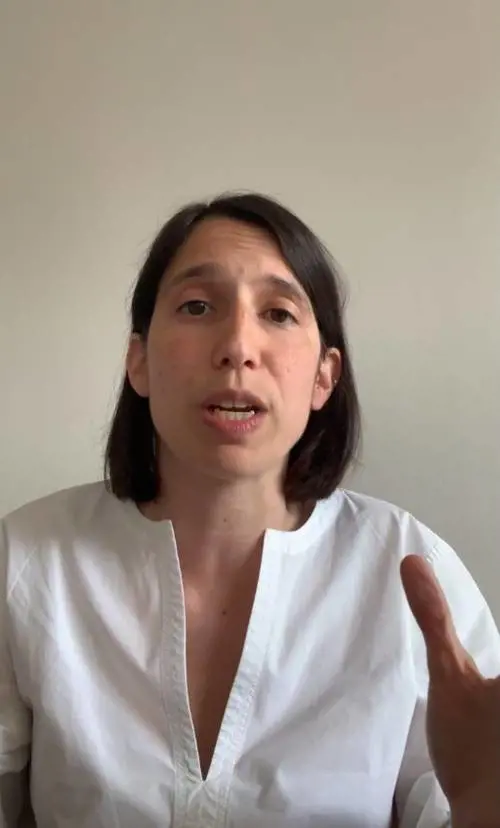 Schlein in affanno si ingarbuglia su armi e Pnrr. "Mettetevi comodi, noi qui per restare"