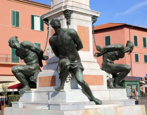 I Quattro Mori, lo scomodo simbolo di Livorno