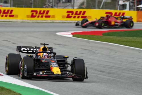 Max Verstappen conquista anche il GP di Spagna, risalgono le Mercedes e sprofonda la Ferrari