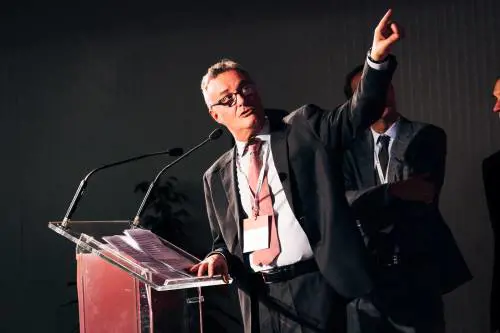 Volantini digitali, la tipografia che rivoluziona la raccolta dati