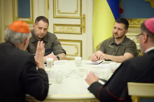 Dopo Kiev, Zuppi punta Mosca. Missione di pace a ostacoli