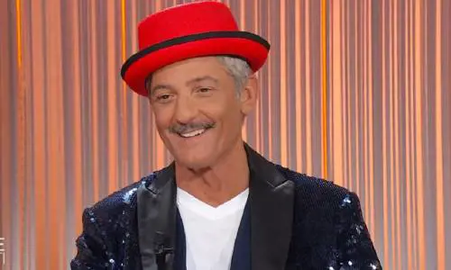 "Ci siamo quasi...". Al via il toto street per il programma di Fiorello