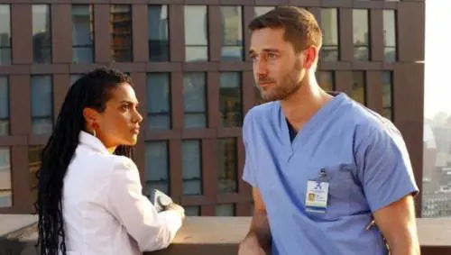Cuore e medicina: cosa c’è dietro il successo di New Amsterdam?