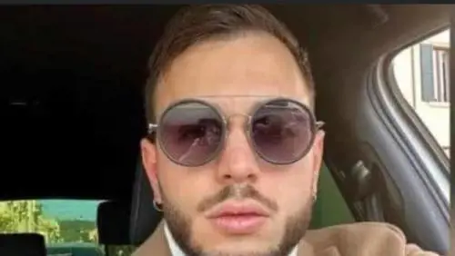 I regali dell'amico-boss: agenti gratis in discoteca. "E niente perquisizioni"