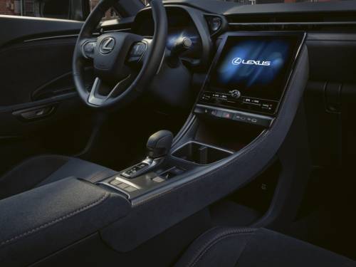 Le foto del nuovo Lexus LBX ibrido