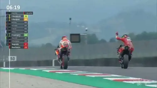 Qualifiche MotoGp: Bagnaia-Marquez, che lite in pista