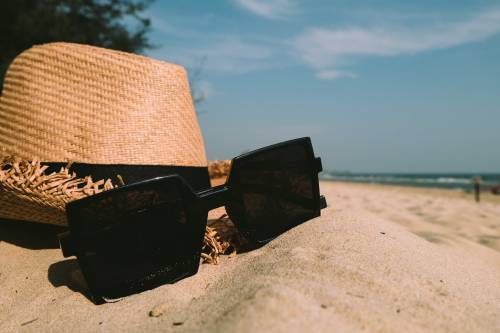 Accessori e borse donna da sfoggiare questa estate: 5 idee imperdibili