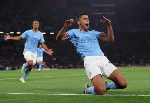 Rodri, cocco di Guardiola, non tradisce. Lautaro sì