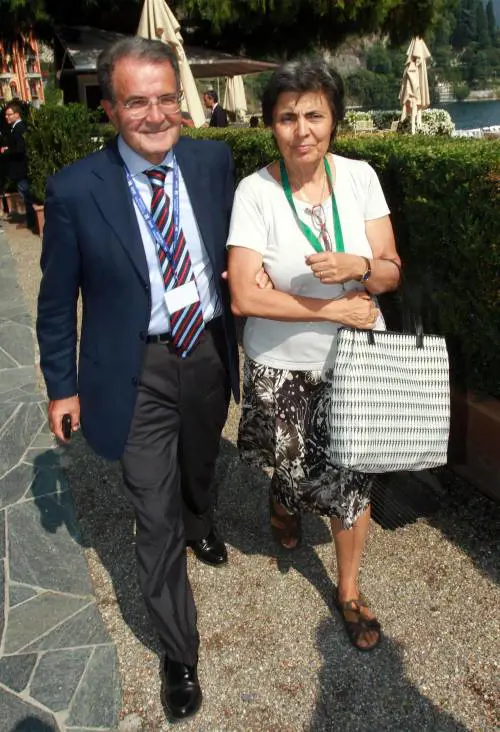 Addio alla moglie di Prodi. L'insegnante-first lady sempre un passo indietro
