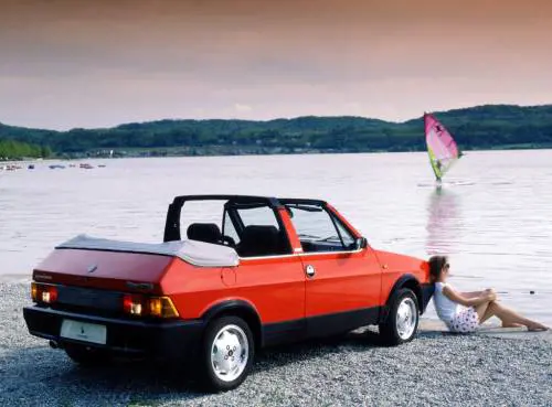 Fiat Ritmo Cabrio, speciale en plein di Bertone