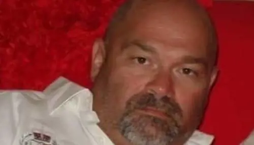 L'annuncio choc, poi uccide la compagna e si spara