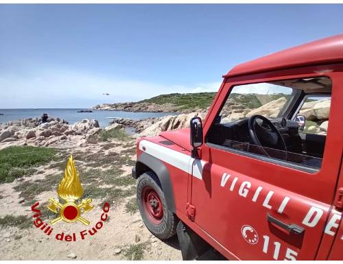 Travolto da un masso in spiaggia a La Maddalena: muore turista lombardo
