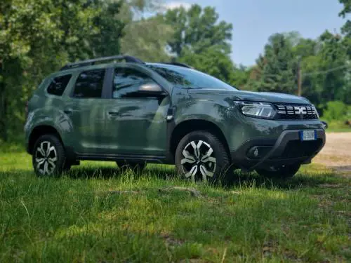 Dacia Duster 1.5 dCi 115 CV 4x4: suv, integrale e al prezzo di una citycar. La prova su strada