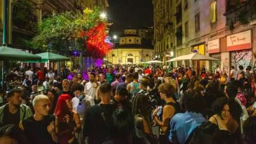L'ipotesi "zone rosse" per stoppare nuovi bar