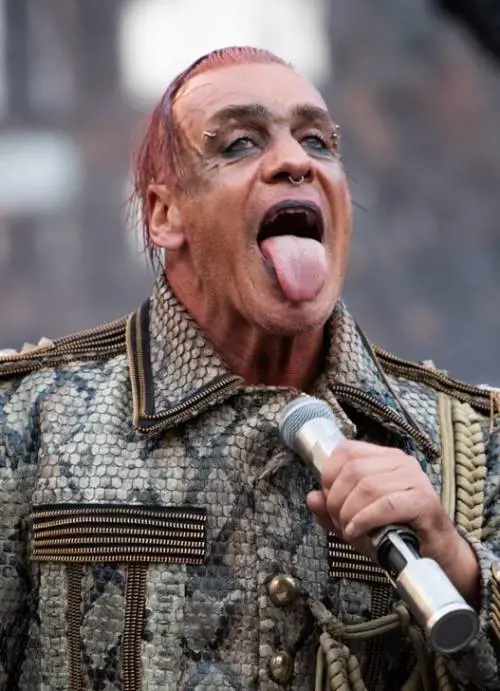 Rammstein, archiviata indagine sugli abusi sessuali: non ci sono le prove