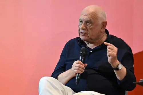 Nordio tiene duro coi pm, il premier prova a mediare