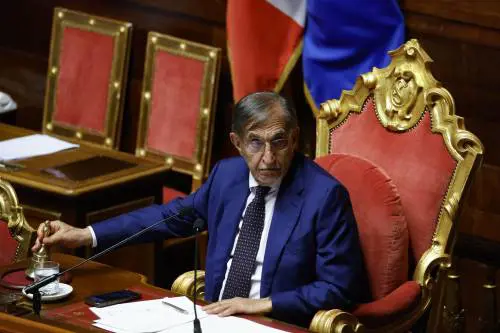 "Hanno passato il segno". Lo staff di La Russa ora chiede rispetto